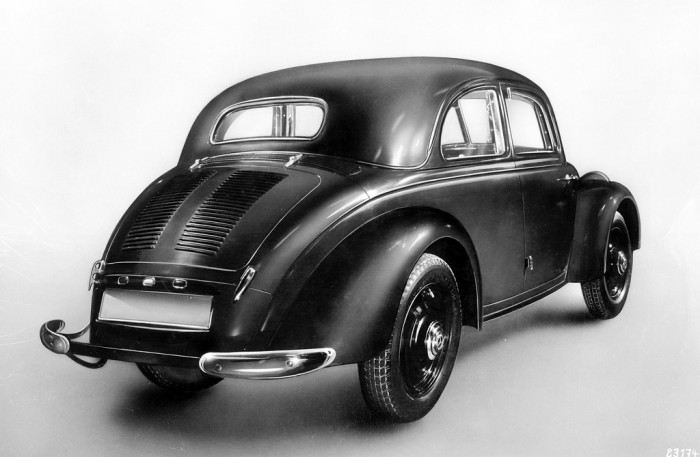 Caption orig.: Mercedes-Benz Typ 170 H Limousine, Bauzeit: 1936 - 1939.